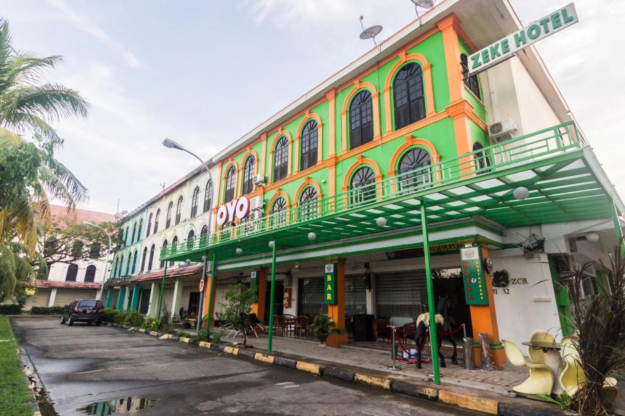Vaccinated Staff - Oyo 1771 Zeke Hotel Batam Экстерьер фото