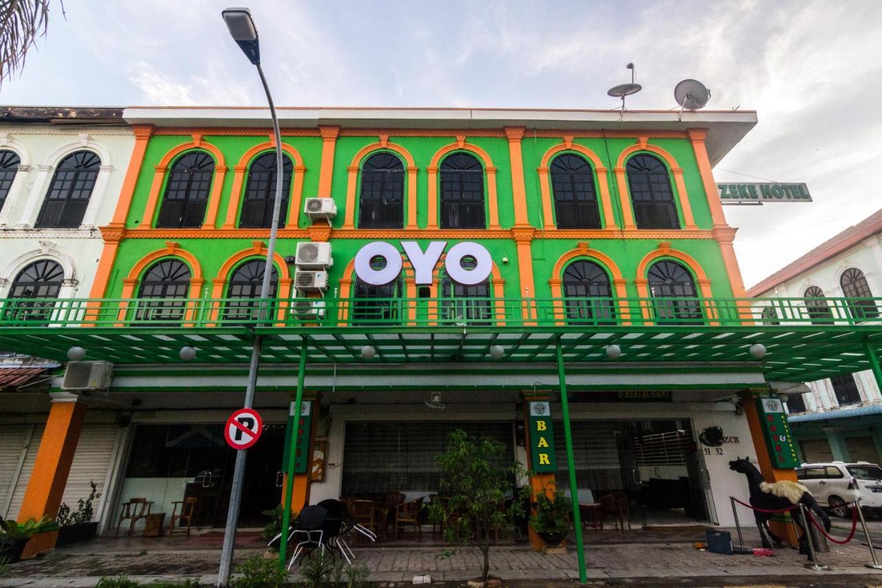 Vaccinated Staff - Oyo 1771 Zeke Hotel Batam Экстерьер фото